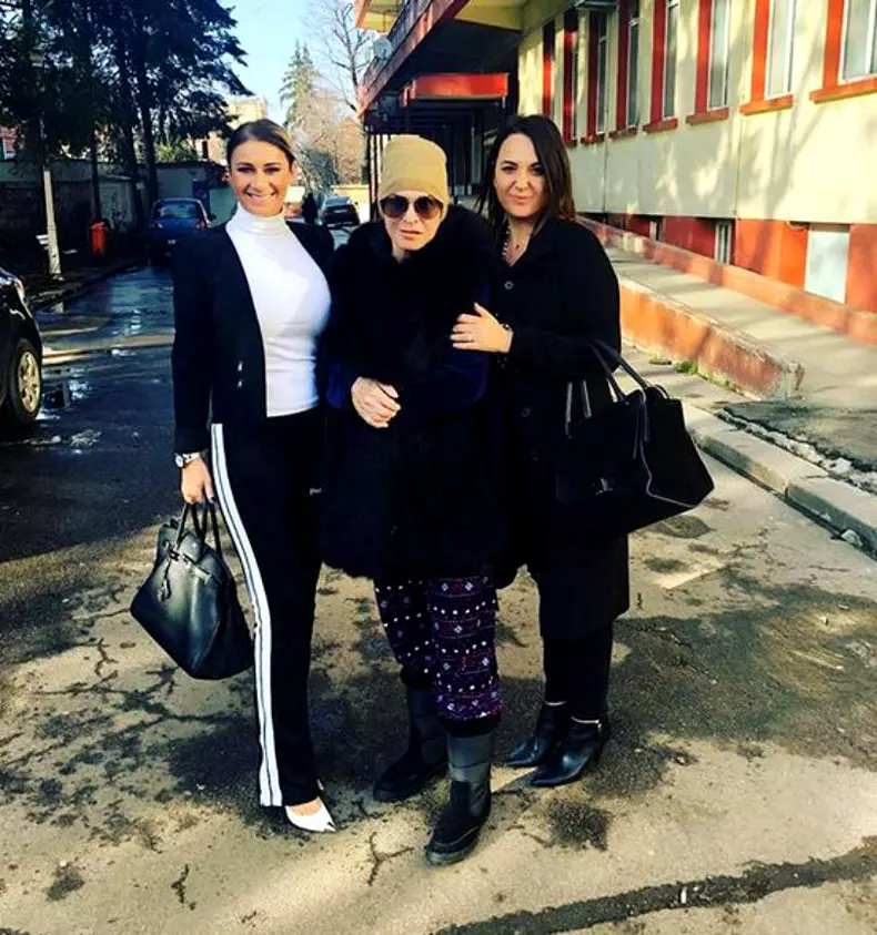 Ionela Prodan si Anamaria Prodan