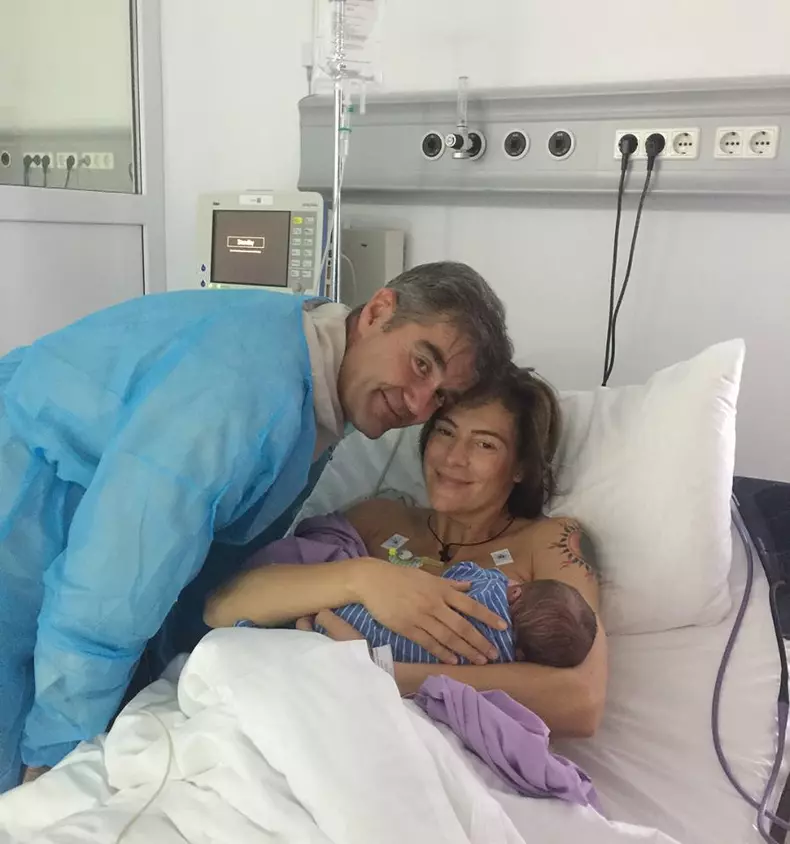 Primele declarații ale Roxanei Ciuhulescu după ce a devenit mamă pentru a doua oară (3)