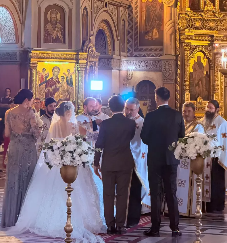Dan Negru și soția au fost nași (3)