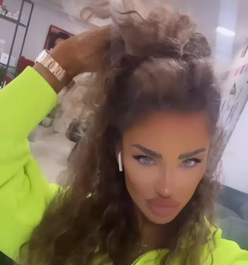 whatsapp-image-2023-01-06-at-10.55.17