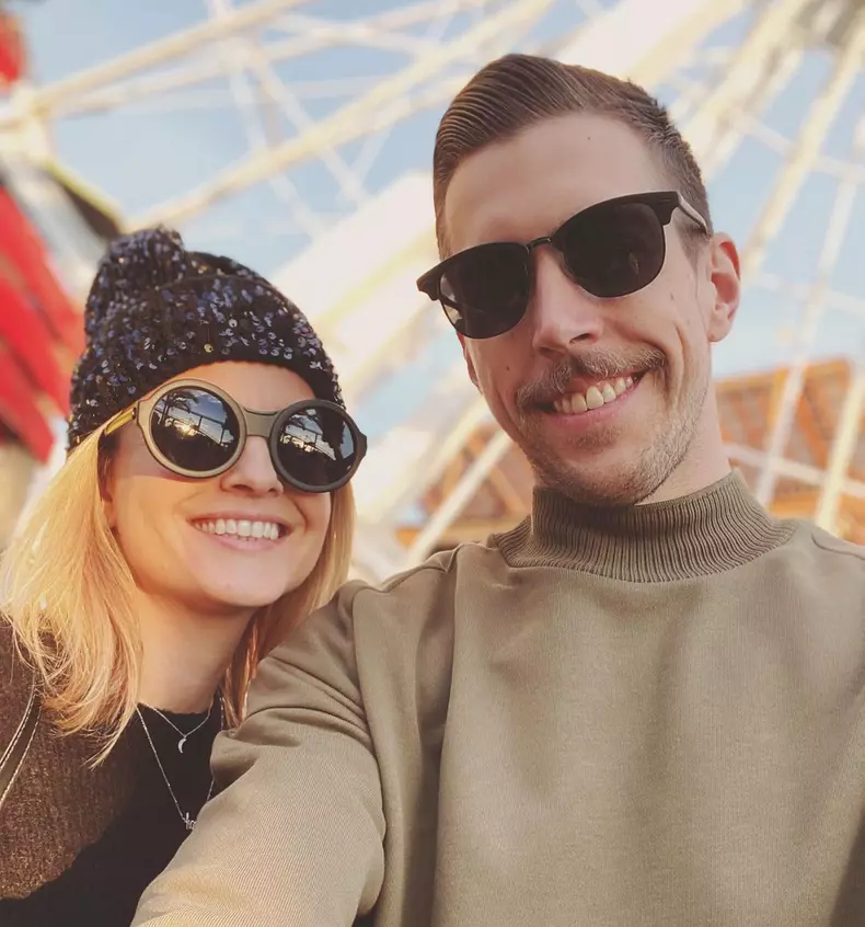 Mena Suvari și soțul ei Michael Hope