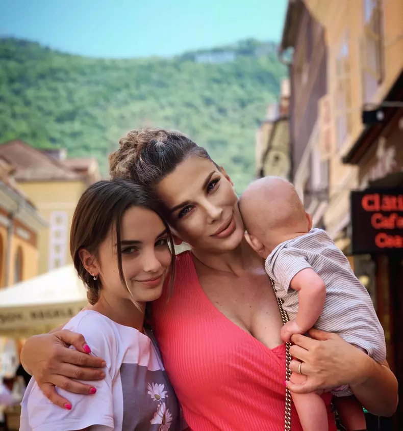 gemenii-alinei-laufer-6-luni-petrecere-4-Copy-Copy