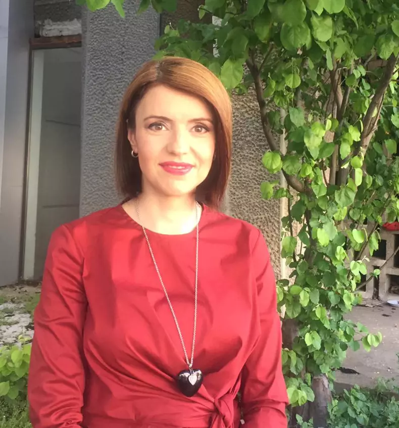 Raluca Arvat 4