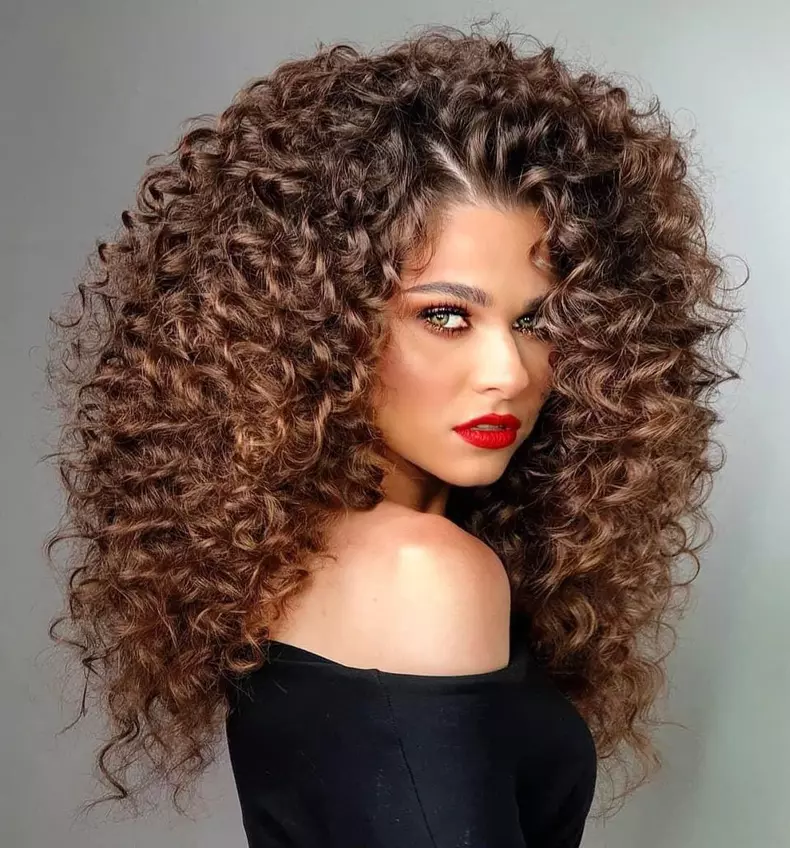 Theo-Rose-Bravo-ai-stilcelebrities-ntro