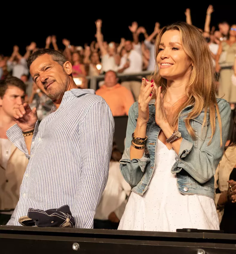 Luis Fonsi lights up Starlite applauded by international stars such as Antonio Banderas and Amaury Nolasco