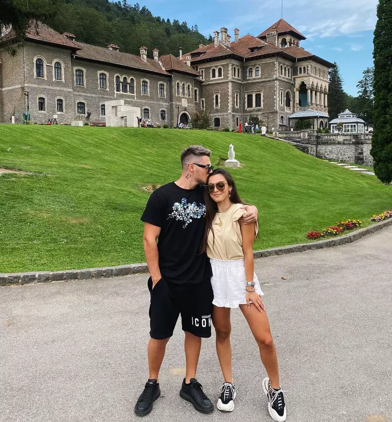 Mario Fresh Alexia Eram