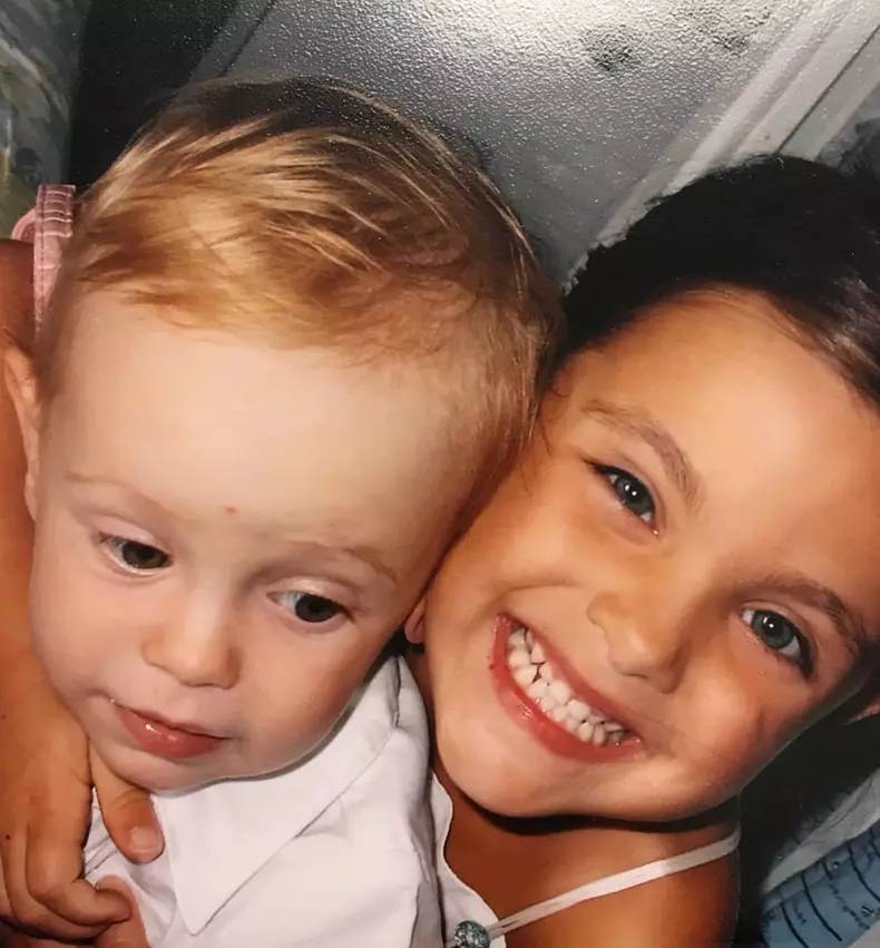 Alexia și Aris Eram (10)