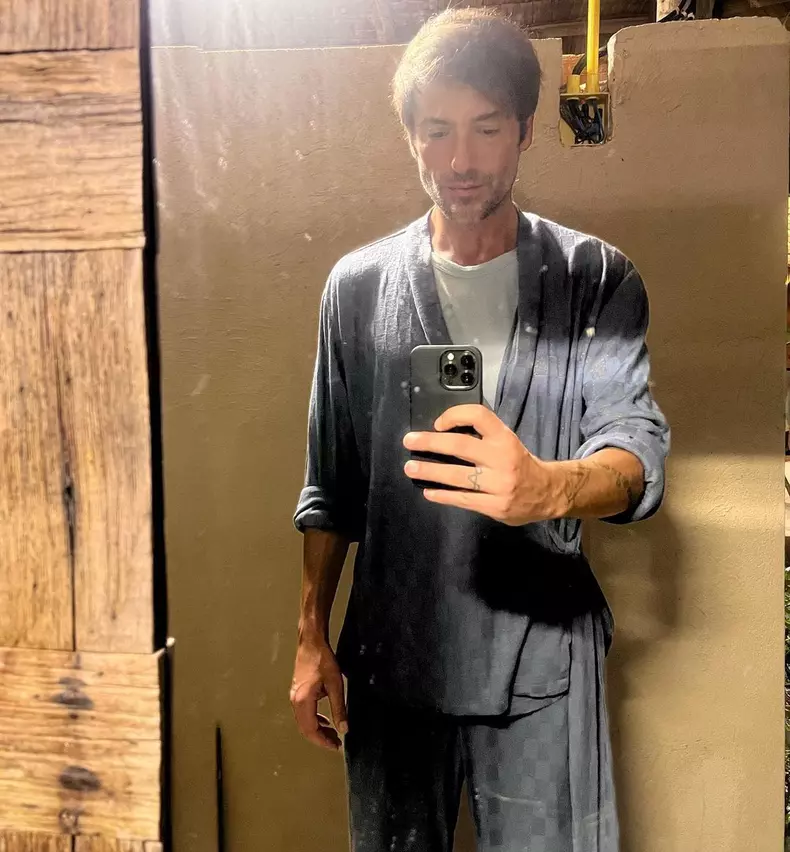 Radu-Valcan-acasa-de-Sarbatori.-Cum-si-a-anuntat-fanii-ca-se-intoarce-acasa-de-la-filmarile-pentru-„Insula-iubirii-4