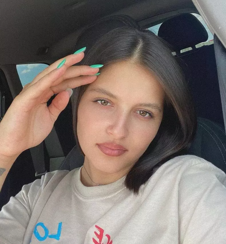 carmina varciu cu ce se ocupa