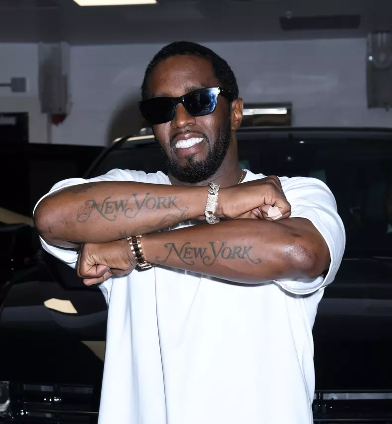 Mayor Adams Awards Key to the City of New York to Sean Diddy Combs