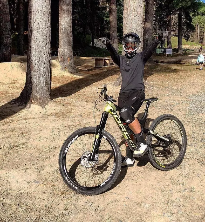 233800284_127468516175602_2013459029883726694_n