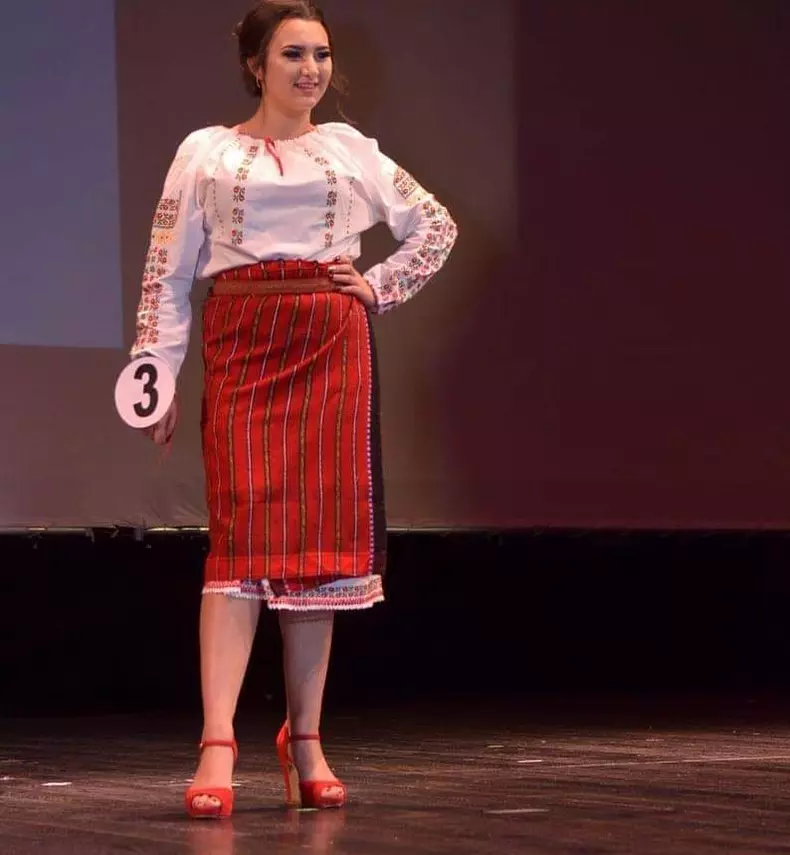 cine-este-camelia-dumitrache-sora-lui-jador-13