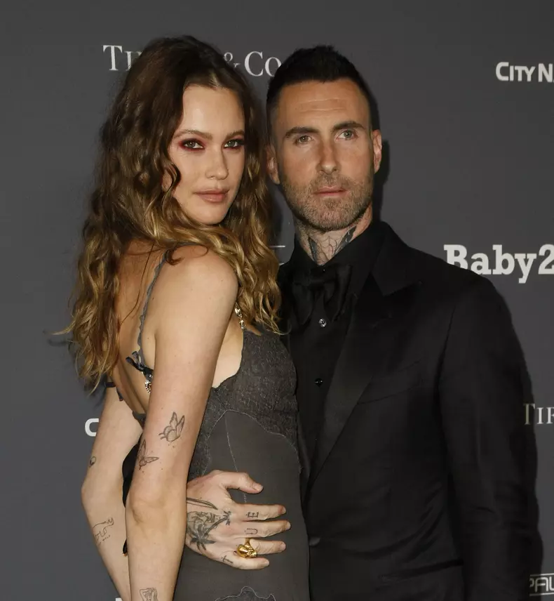 Adam Levine e din nou tătic. Behati Prinsloo a adus pe lume al treilea copil al cuplului