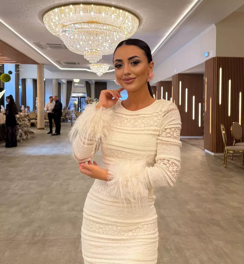 bianca mitroi la party