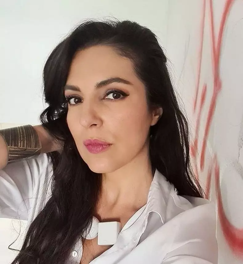 Cristina-joia-batuta