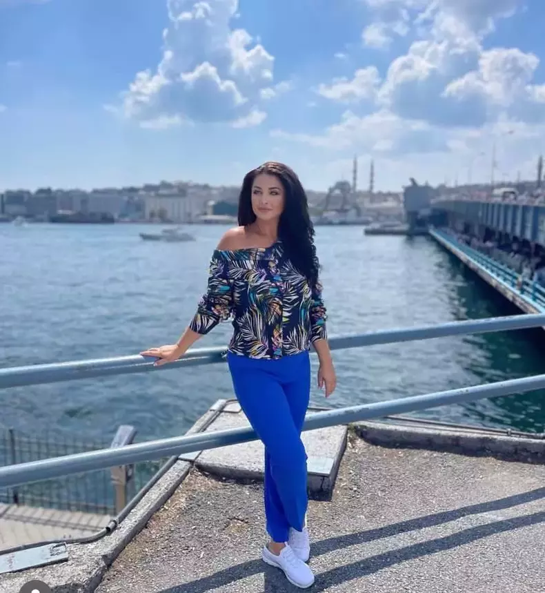 gabriela-prezentatoare