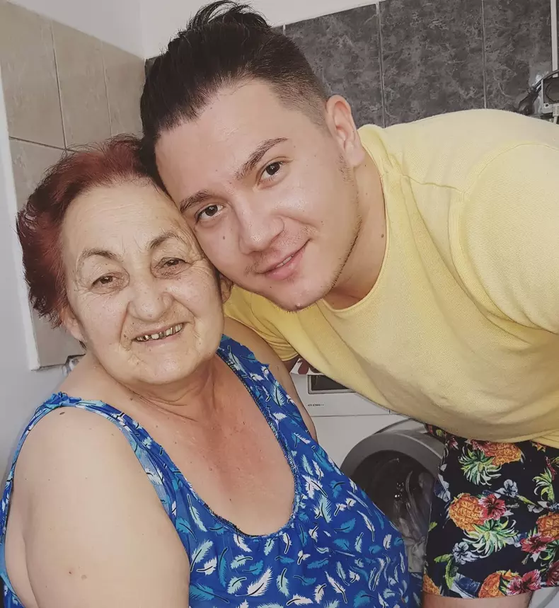 51221414_2188266914550454_2748946860927352832_o