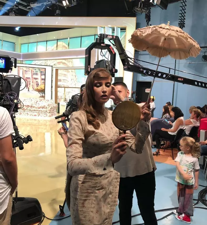 Cu ce post TV a semnat Iulia Albu după plecarea de la Pro TV (5)