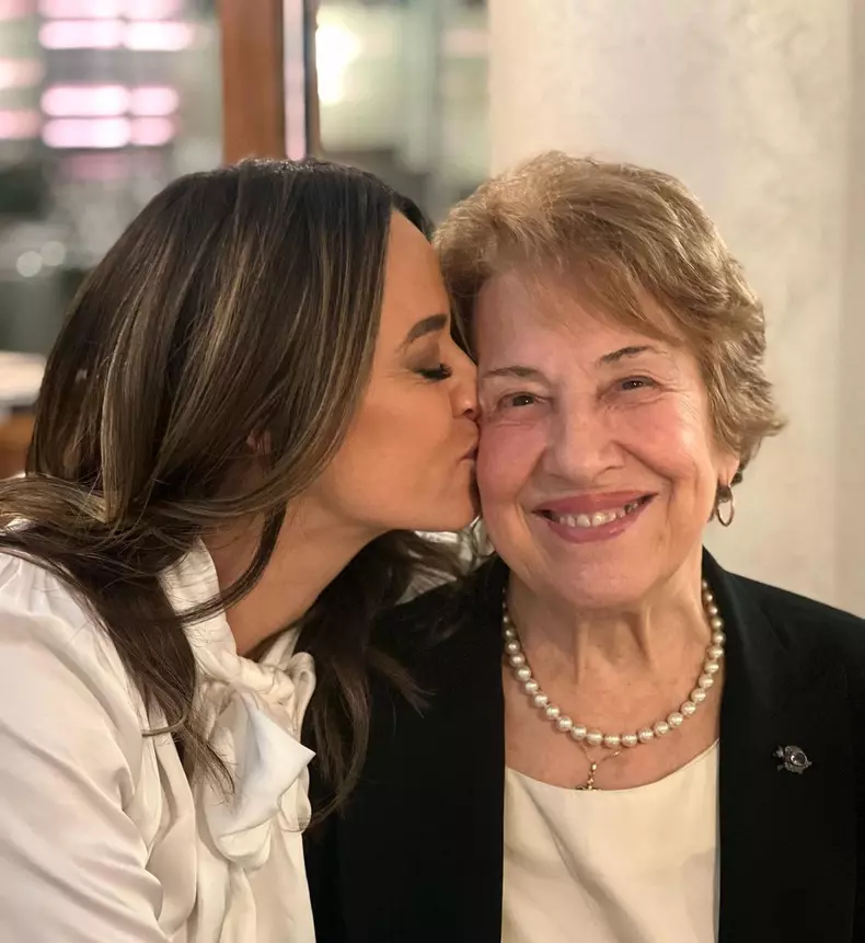 andreea-raicu-despre-lipsa-mamei-in-copilarie-1