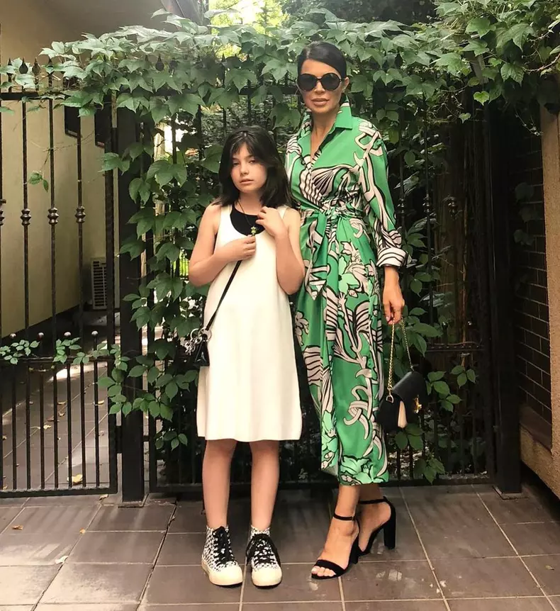 Simona-Patruleasa-criticata-dur-de-fiica-ei.-Motivul-este-surprinzator.-„Nu-inteleg-de-ce-imi-spui-asta-7