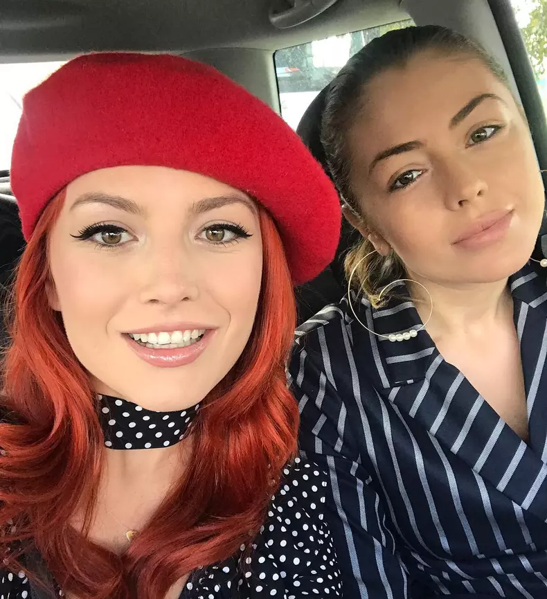 Elena Gheorghe și sora ei, Ana Pârvulescu