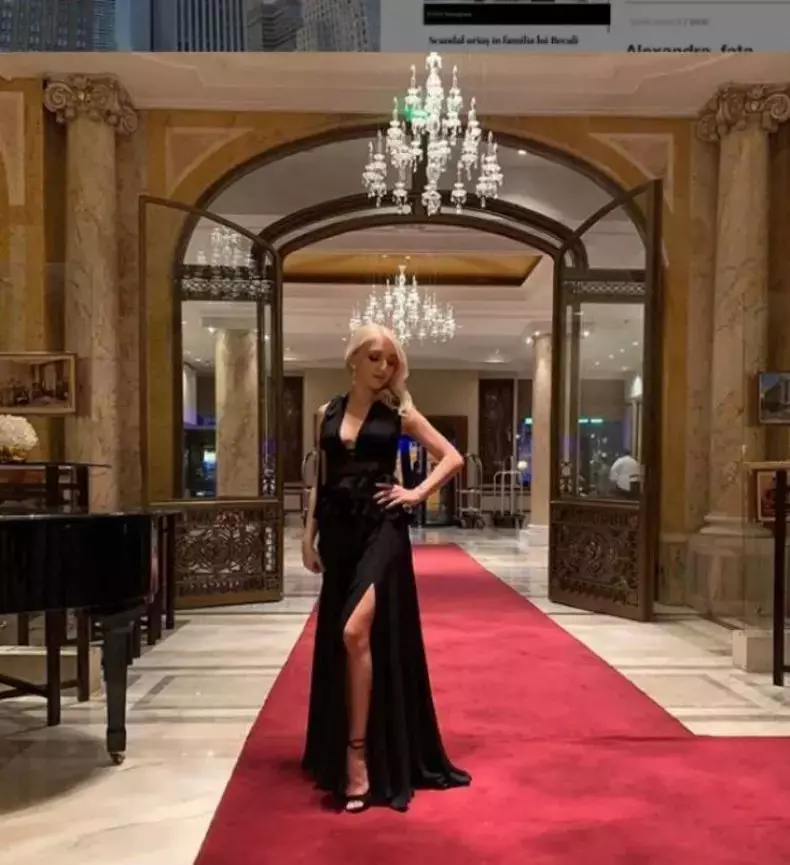 alexandra becali in negru