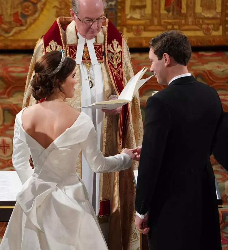 Prințesa Eugenie a născut (4)