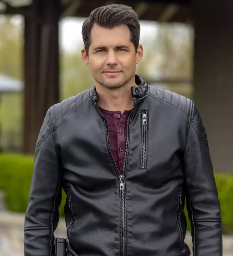 DIVA_LEGILE MISTERELOR PIESĂ MORTALĂ_2