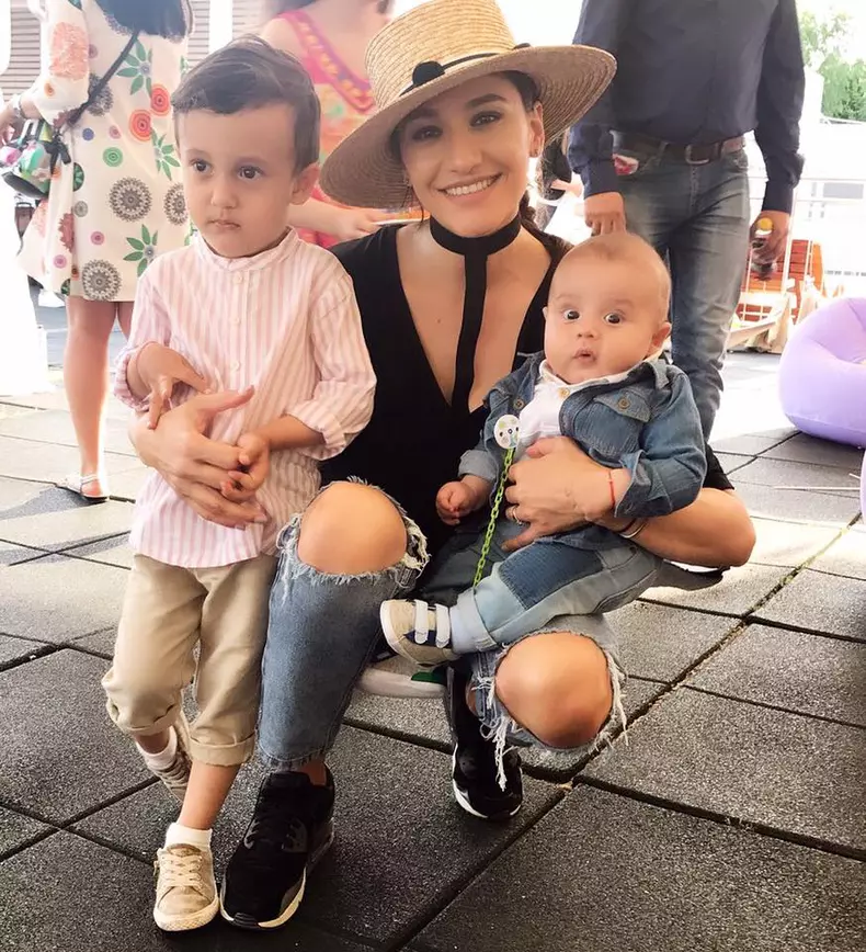 Claudia Pătrăşcanu şi Gabi Bădălău au 2 băieţi
