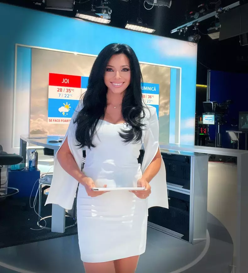 Pe-ce-isi-cheltuie-Corina-Caragea-salariul-de-la-Pro-TV-5