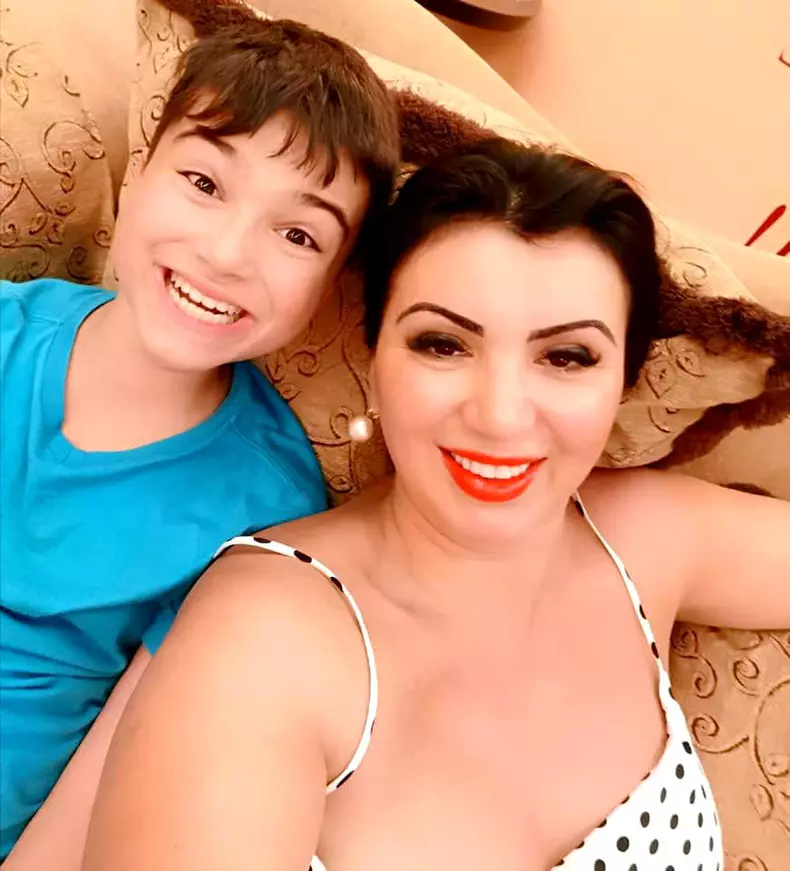 Adriana-Bahmuteanu-6