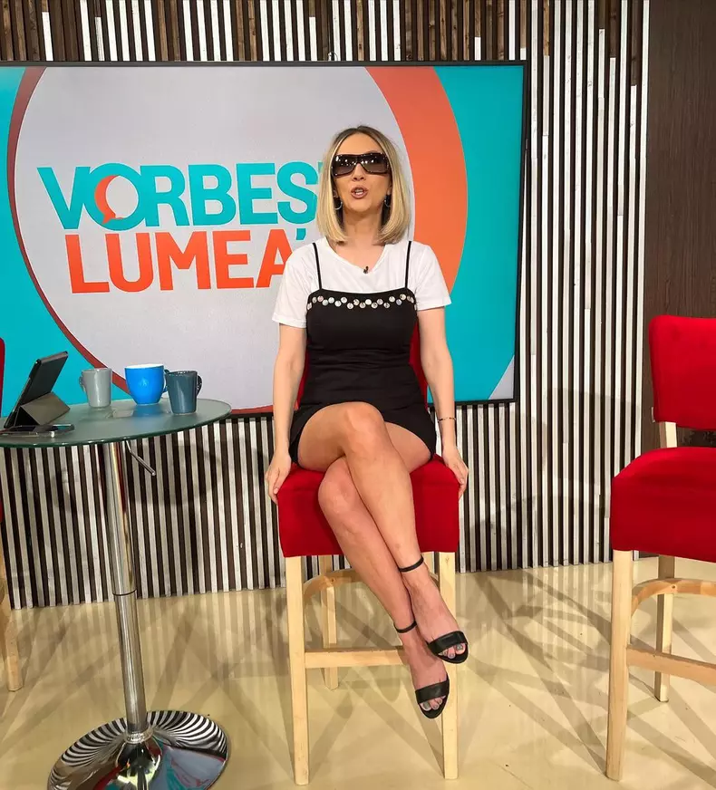 Adela Popescu a dezvăluit că ceva îi lipsește. Prin ce trece vedeta Pro TV. „Mă arde dorul”