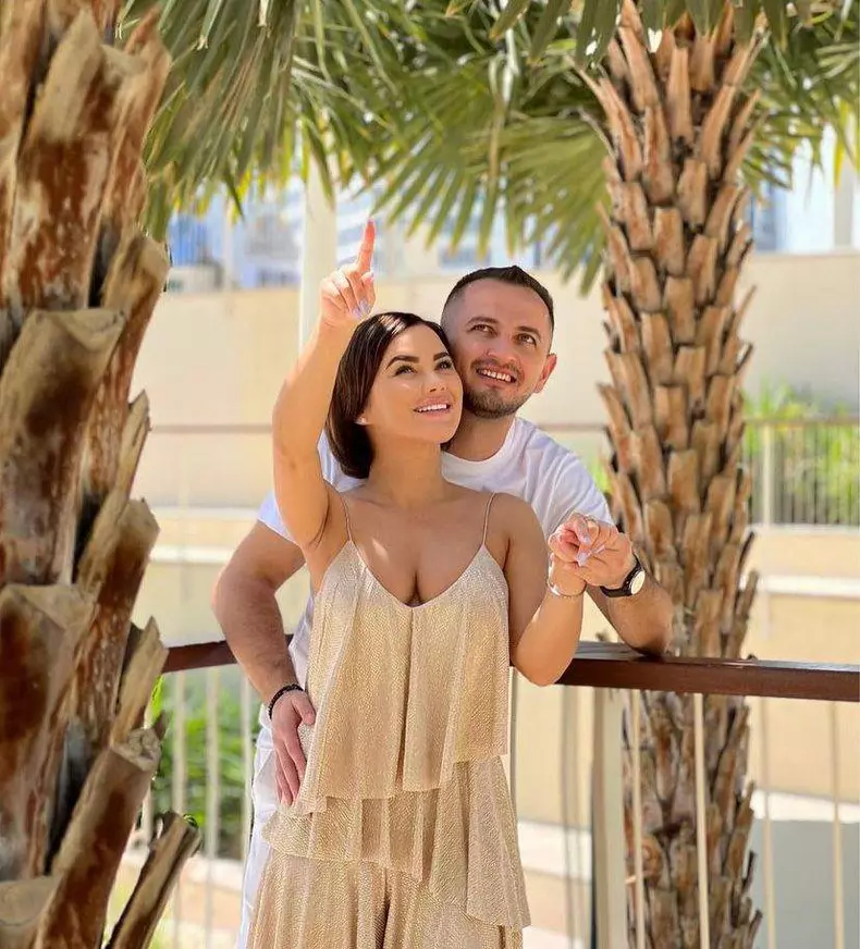 carmen si iubitul ei