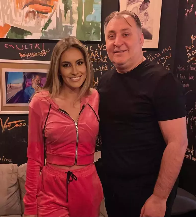 Malina-Avasiloaie-927x1024-1