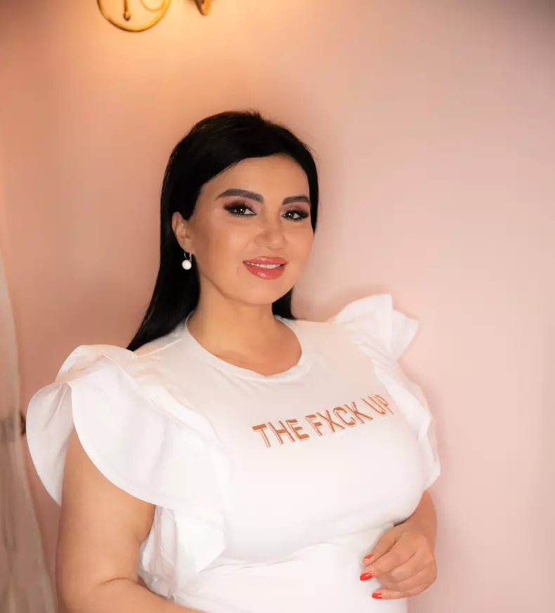 adriana-bahmuteanu-8