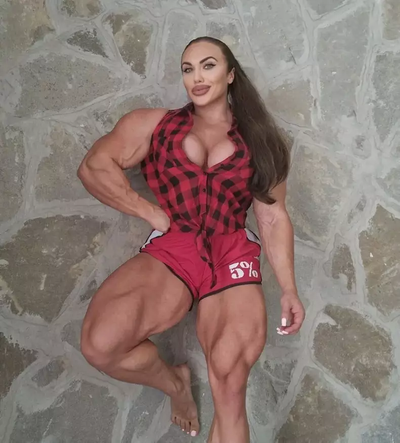 cea mai musculoasă femeie din lume Nataliya Kuznetsova