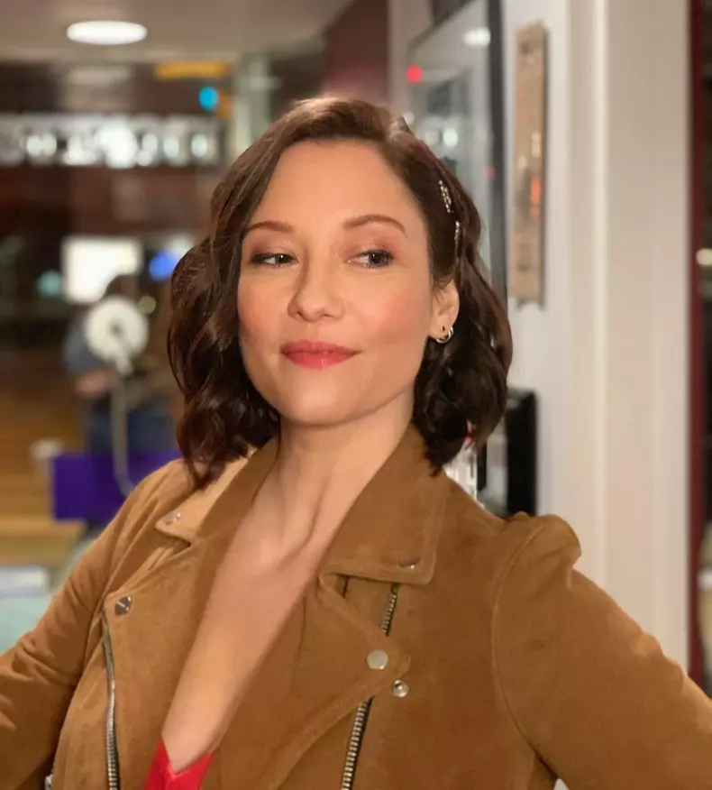 Chyler Leigh 8