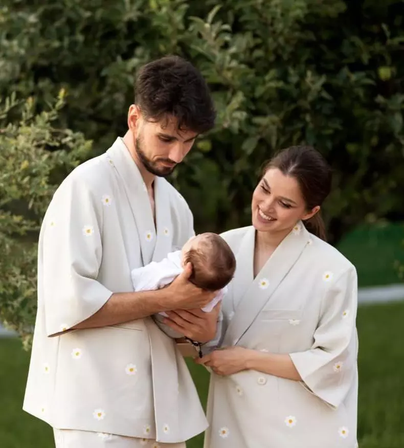 Theo Rose, Anghel Damian și fiul lor