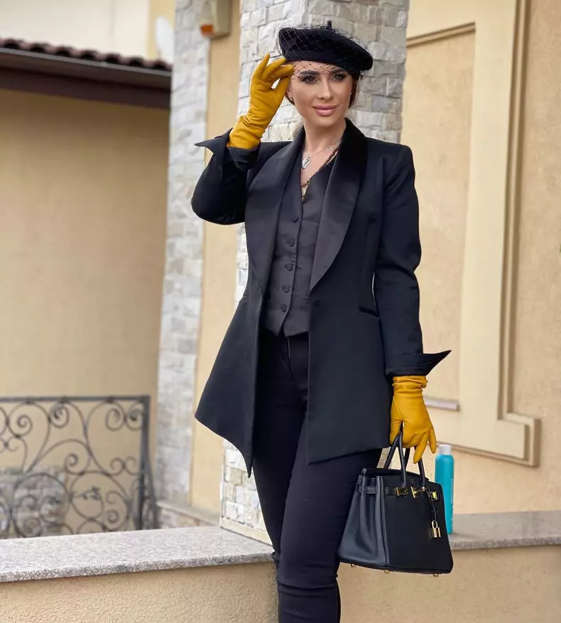 De-ce-nu-se-afiseaza-Anamaria-Prodan-cu-noul-iubit.-Dezvaluirea-facuta-de-celebra-impresara-5