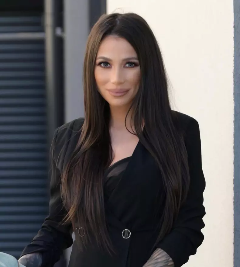 Roxana Vancea silueta