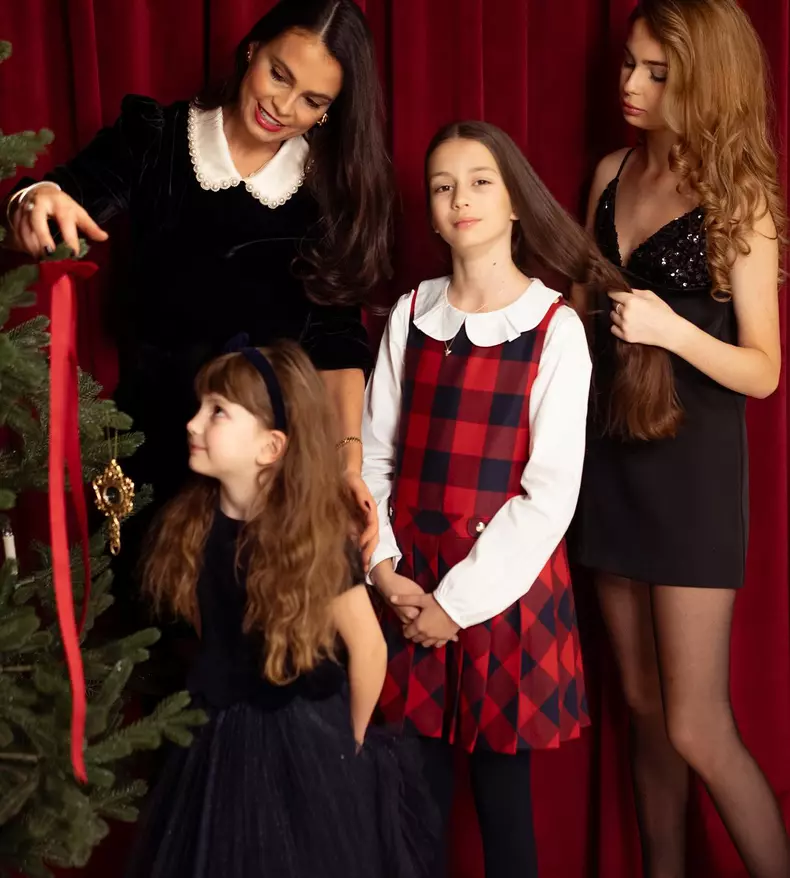 Anca Serea și fiicele ei, Sarah, Ava și Leah (1)