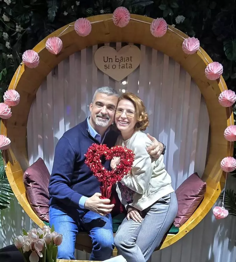 Aurelian Temișan și Monica Davidescu4
