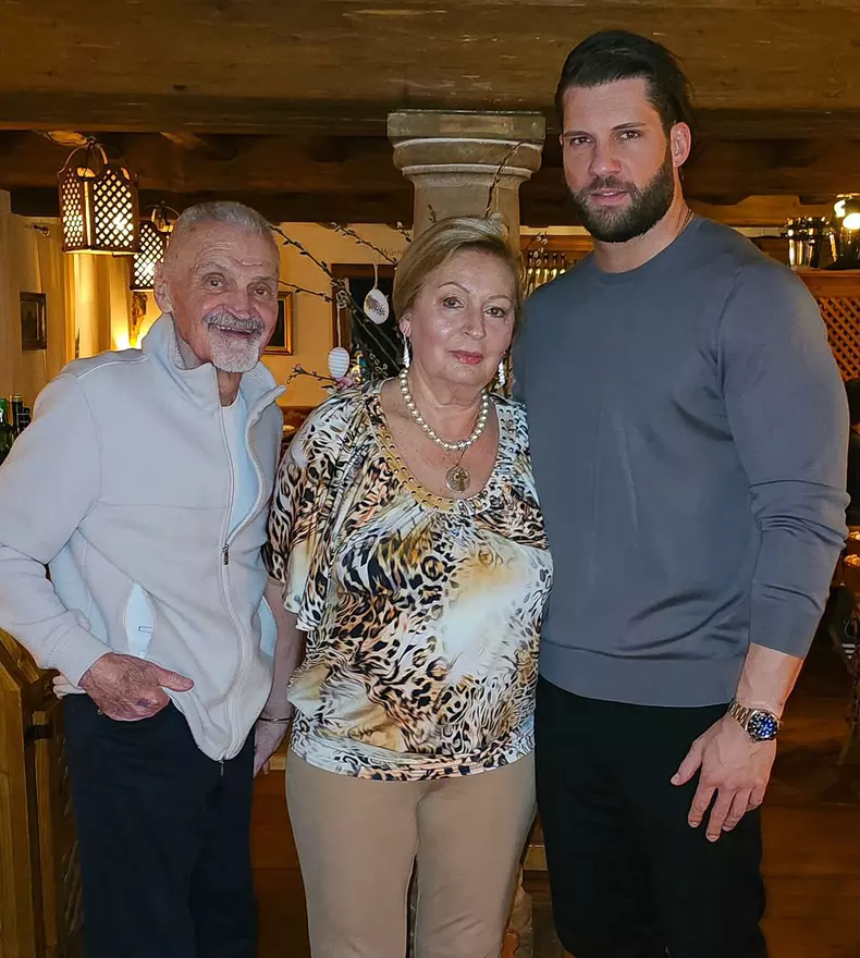 Florian-Munteanu-parinti-1