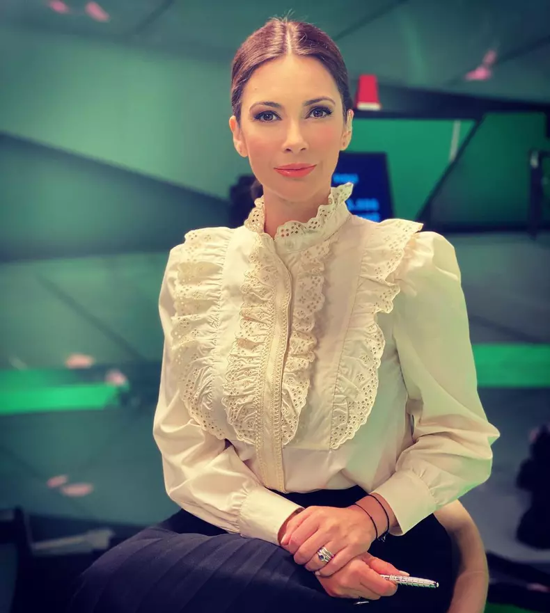 244610130_590523695408235_1114405255819918911_n