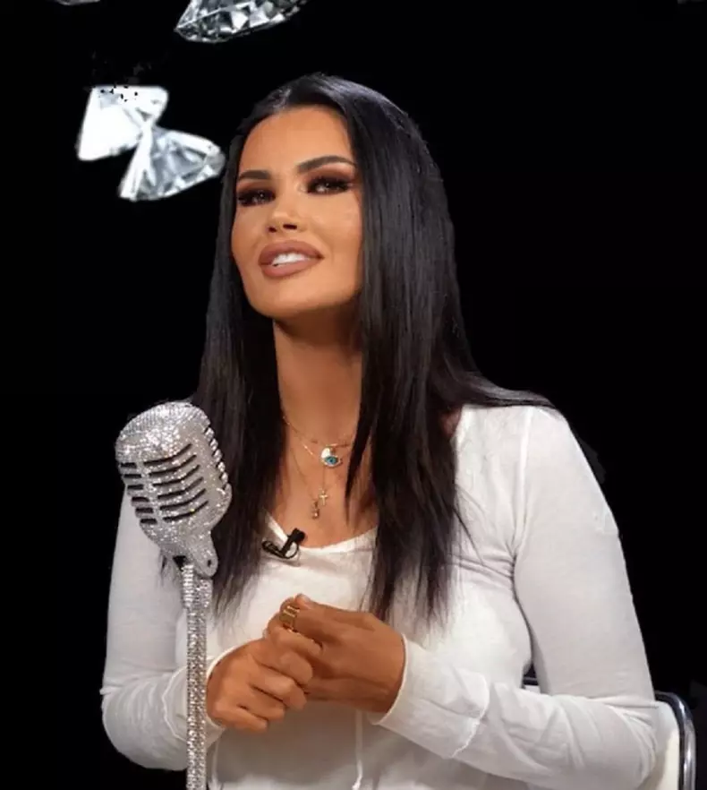 oana-zavoranu-917x1024-1