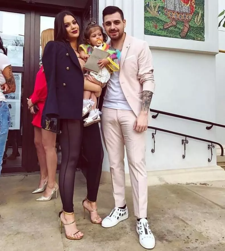 102015-47687867-10156105349230885-4903537511571128320-n_XL