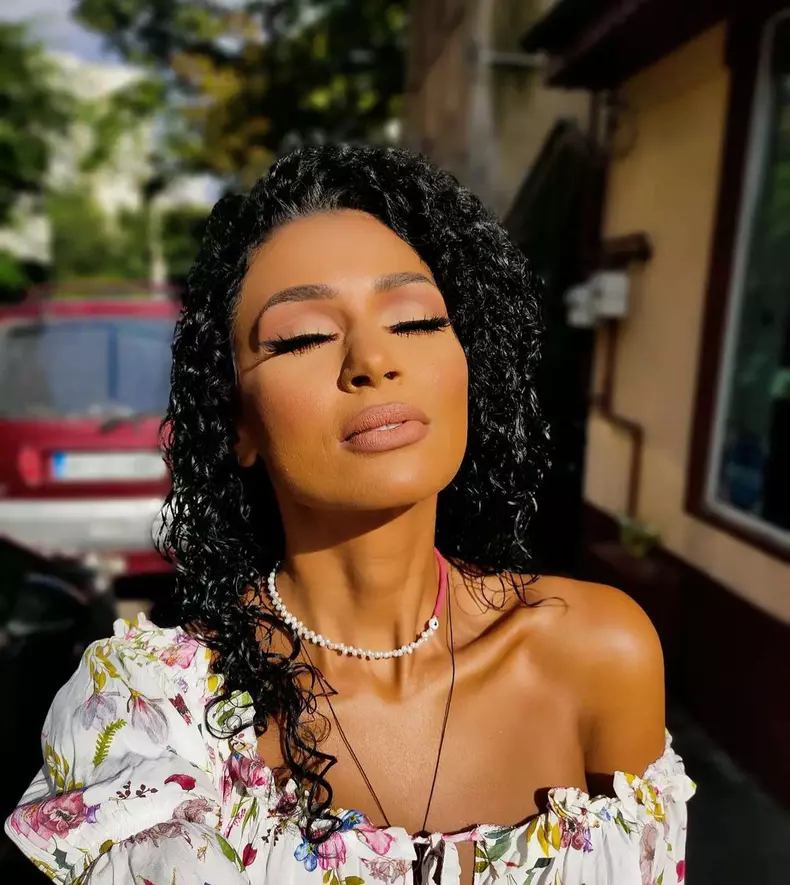 Majda-Aboulumosha-fosta-concurenta-Survivor-va-avea-emisiune-la-Pro-2-3