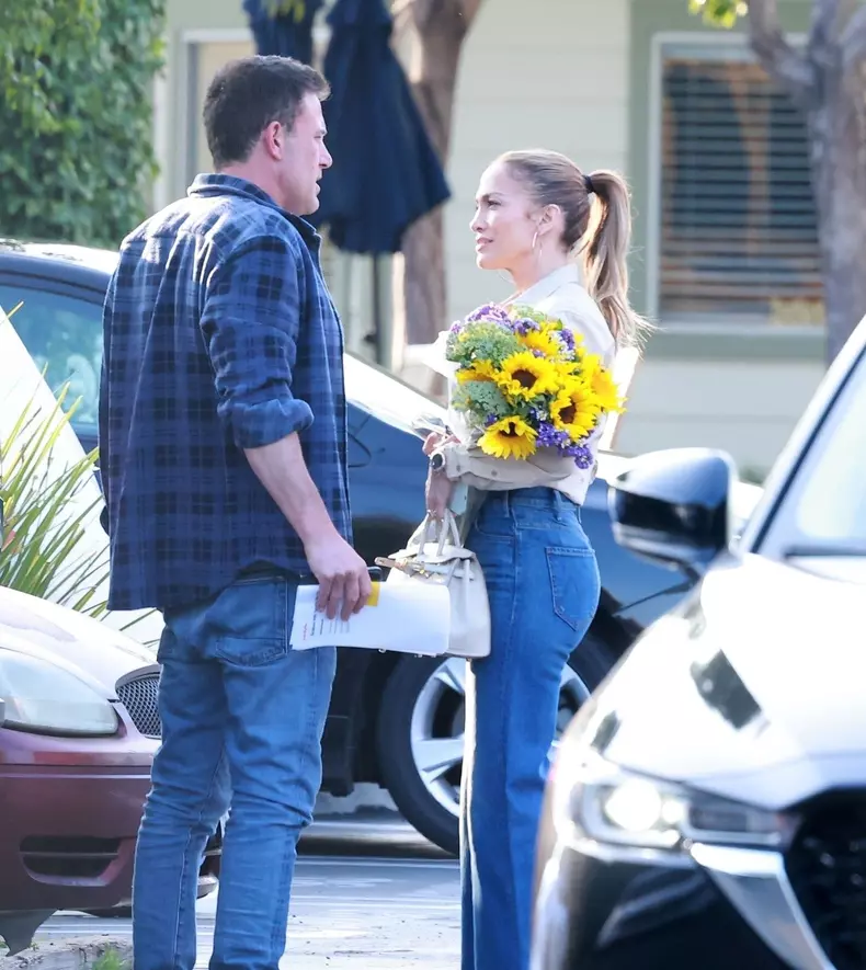*PREMIUM-EXCLUSIVE* Ben and JLo Reunite For the First Time in Weeks amid reports the couple is headed for a split