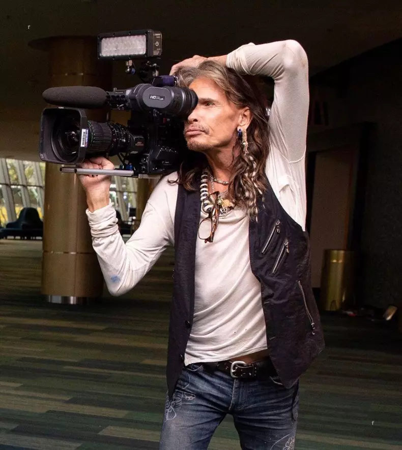 Steven Tyler s-a internat singur la dezintoxicare, după o recidivă