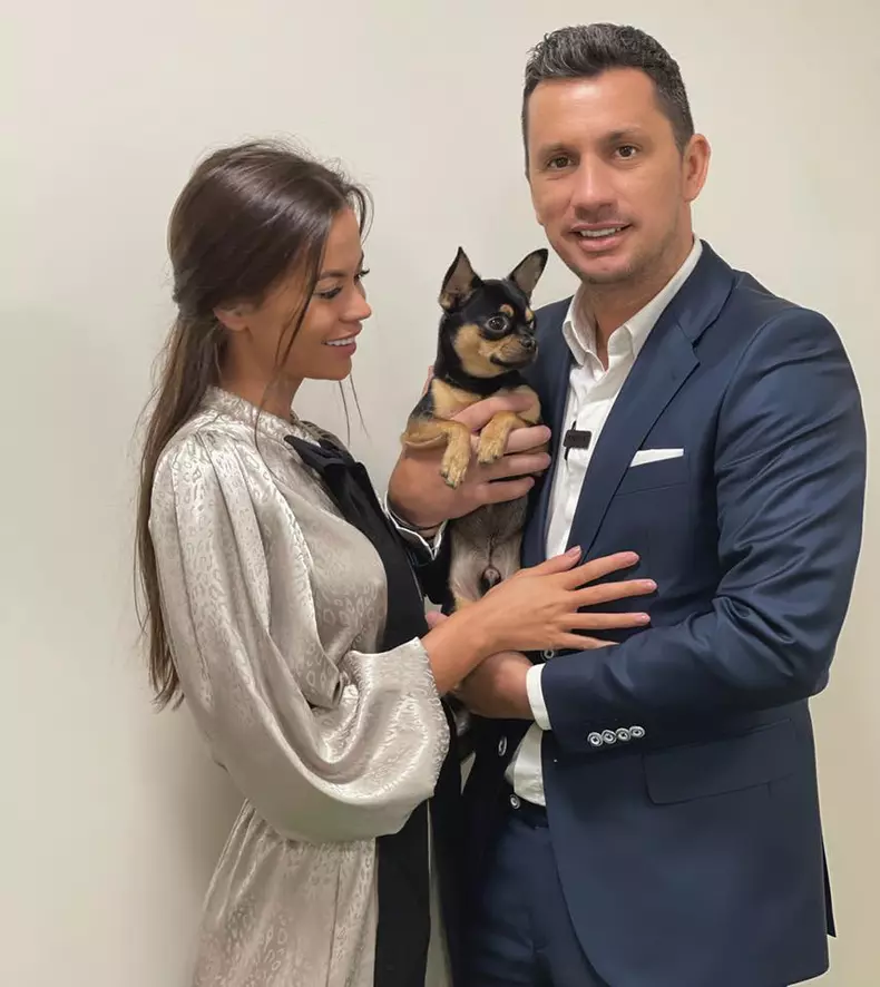 Flick-Denisa-Hodisan-casa-noua-9